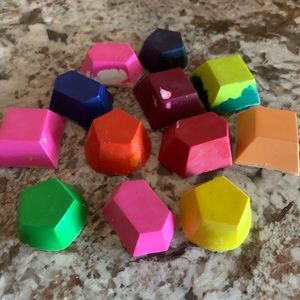 Hex gem crayons 🖍